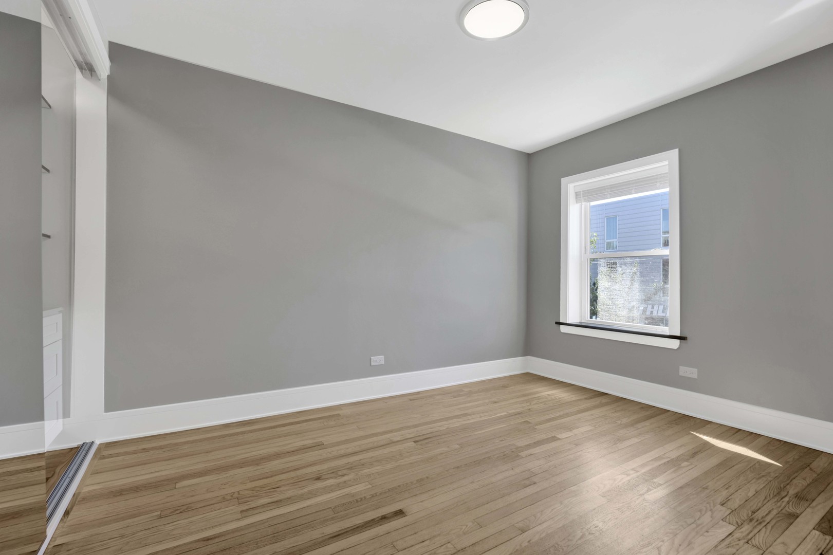 6403 N Wayne Avenue 2c Property Photo 9