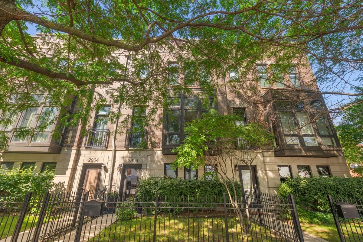 12742371 Property Photo 1