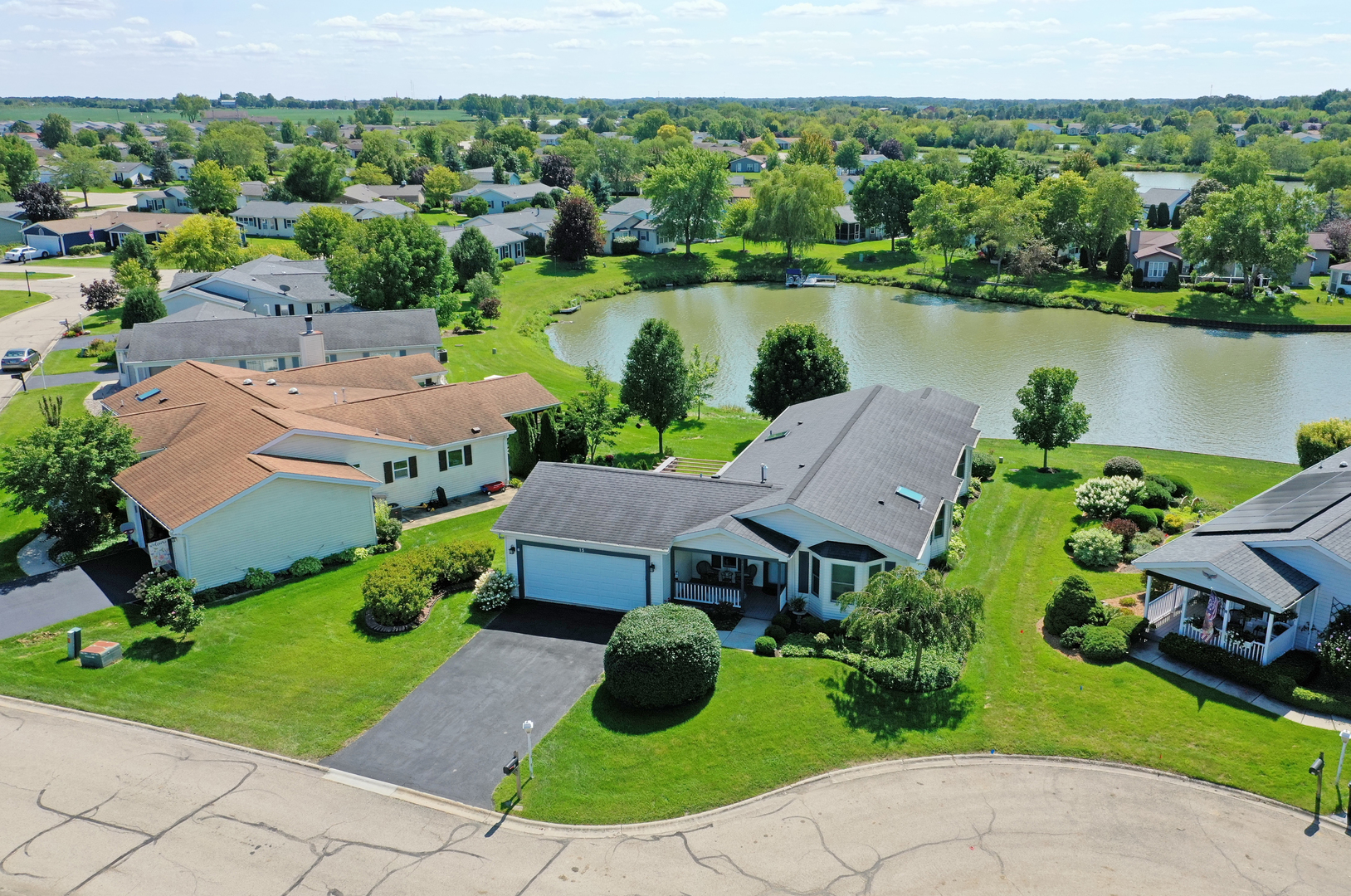 15 Saratoga Court Property Photo 4