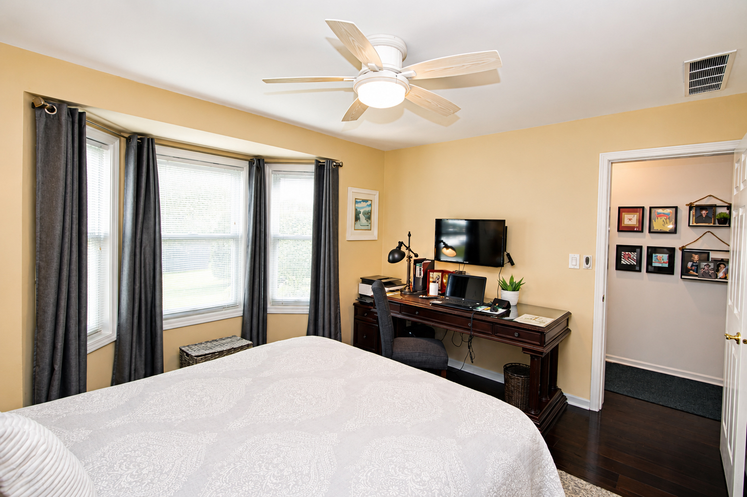15 Saratoga Court Property Photo 49