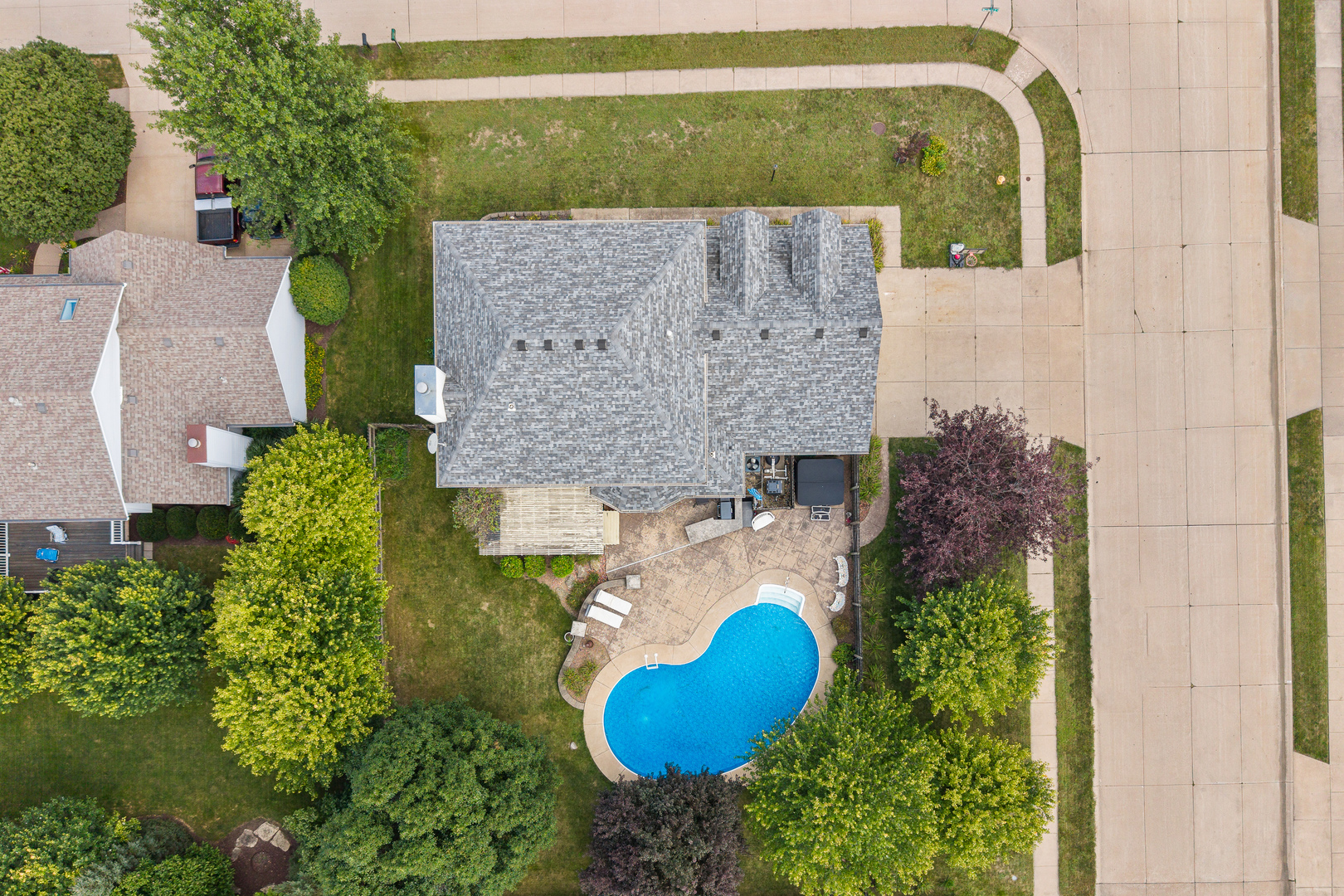 4816 Norfolk Place Property Photo 6