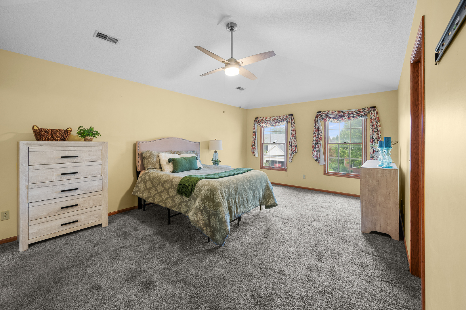 4816 Norfolk Place Property Photo 37