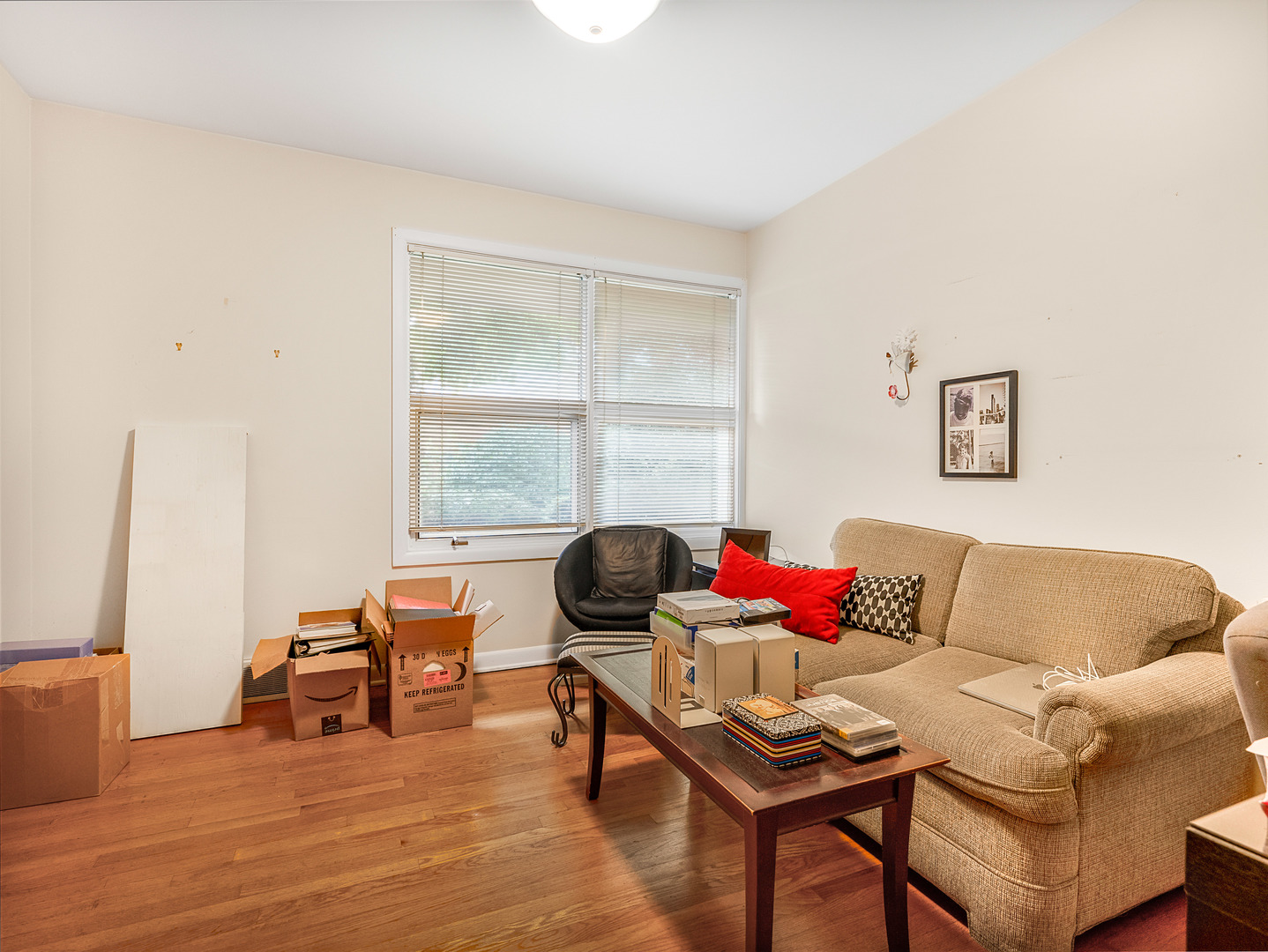 1121 S Aldine Avenue Property Photo 17