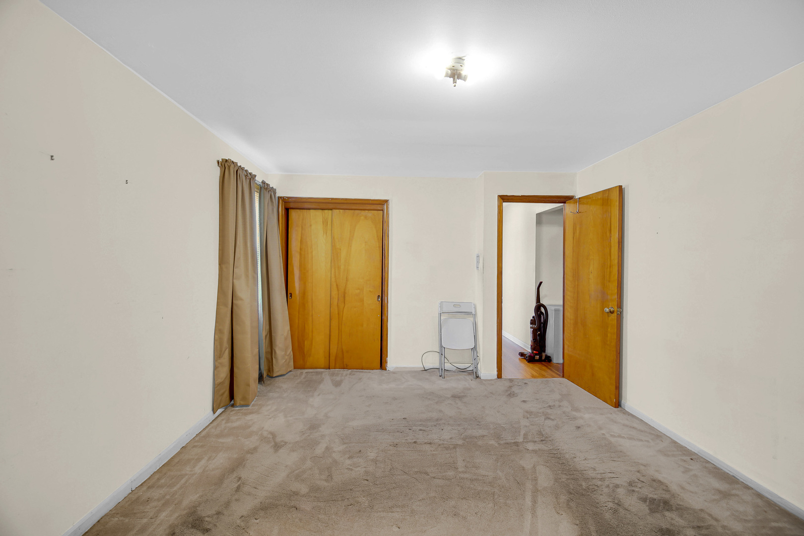 12822 S Peoria Street Property Photo 19