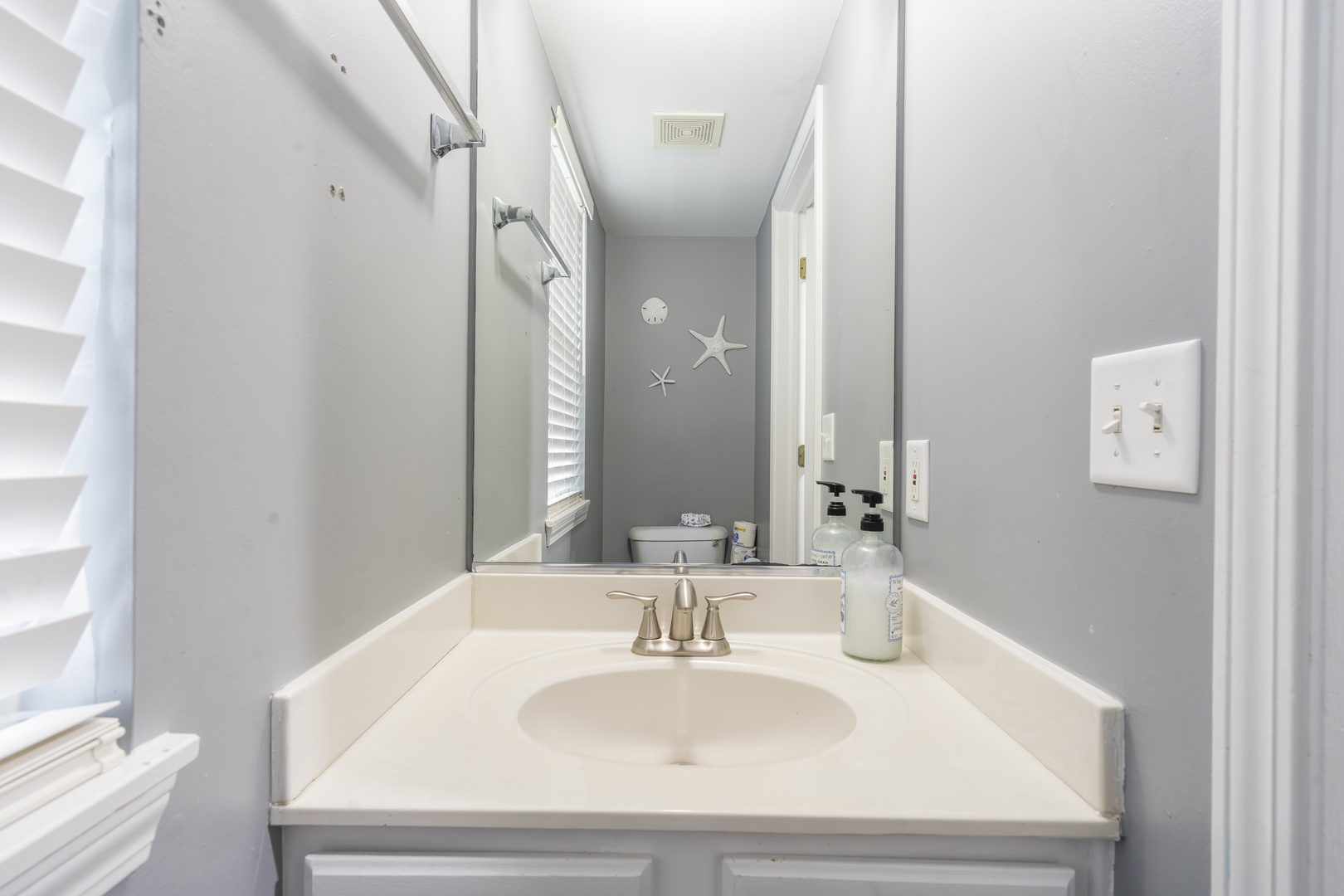 1739 Hickory Park Lane Property Photo 18