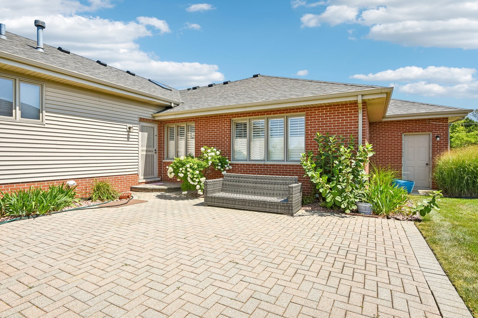 14854 S Carlton Lane Property Photo 34