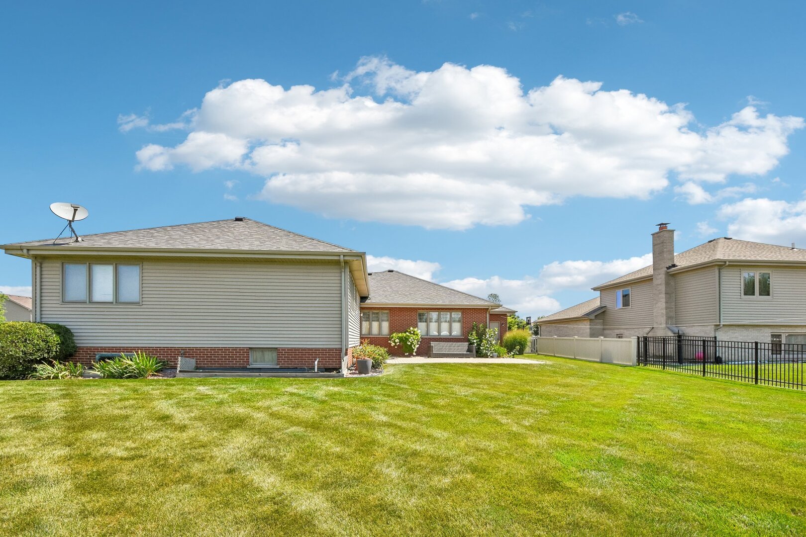 14854 S Carlton Lane Property Photo 38
