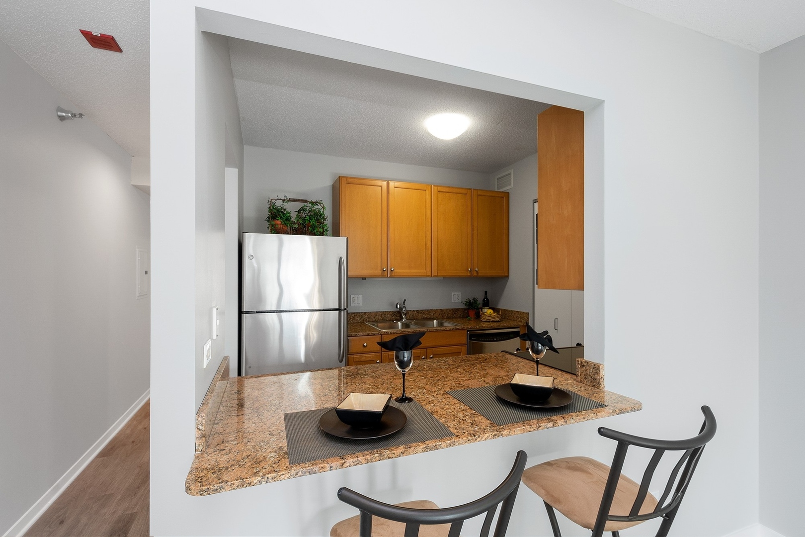 400 N La Salle Drive 3306 Property Photo 8