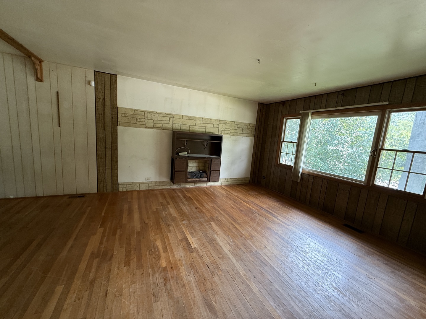 234 Hickory Street Property Photo 2
