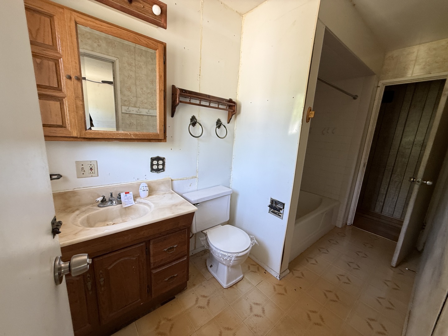 234 Hickory Street Property Photo 6