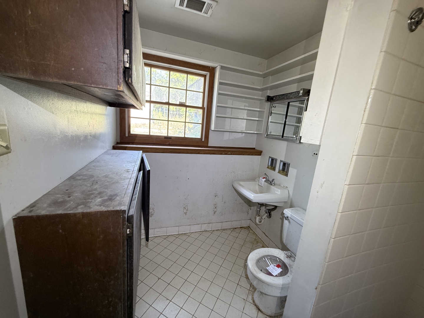 234 Hickory Street Property Photo 9