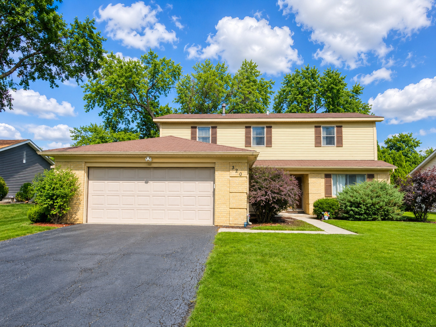 320 Thistle Drive Property Photo 1