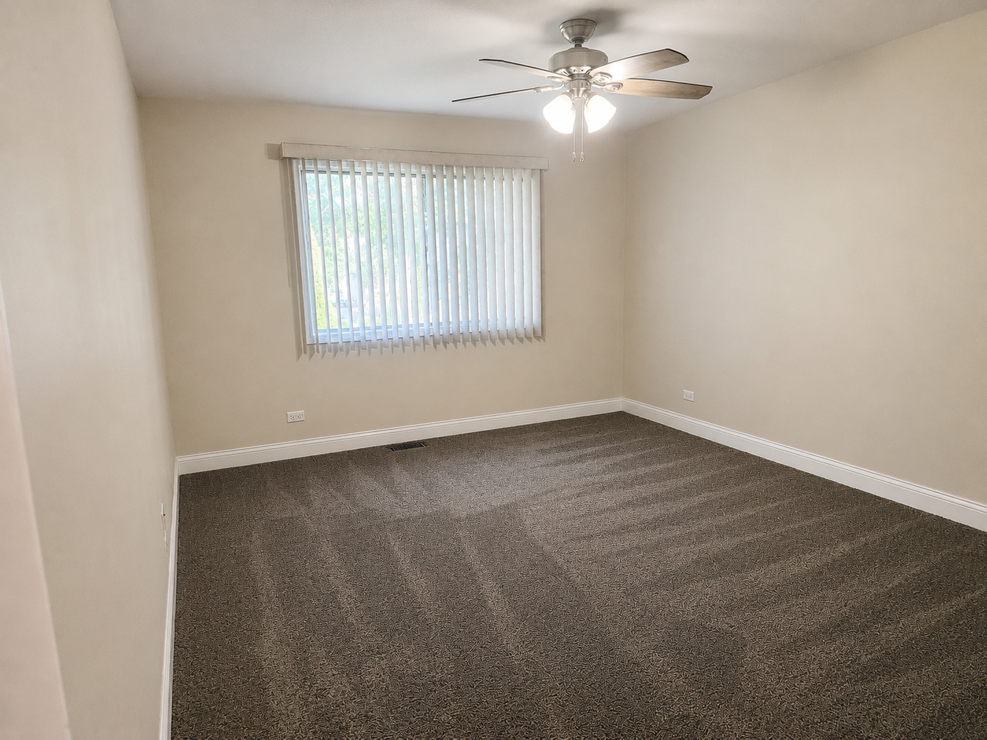 320 Thistle Drive Property Photo 18