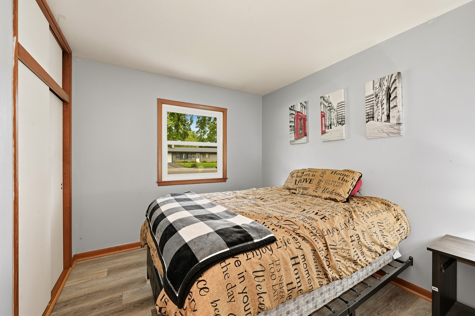 16 Greenbriar Drive Property Photo 18