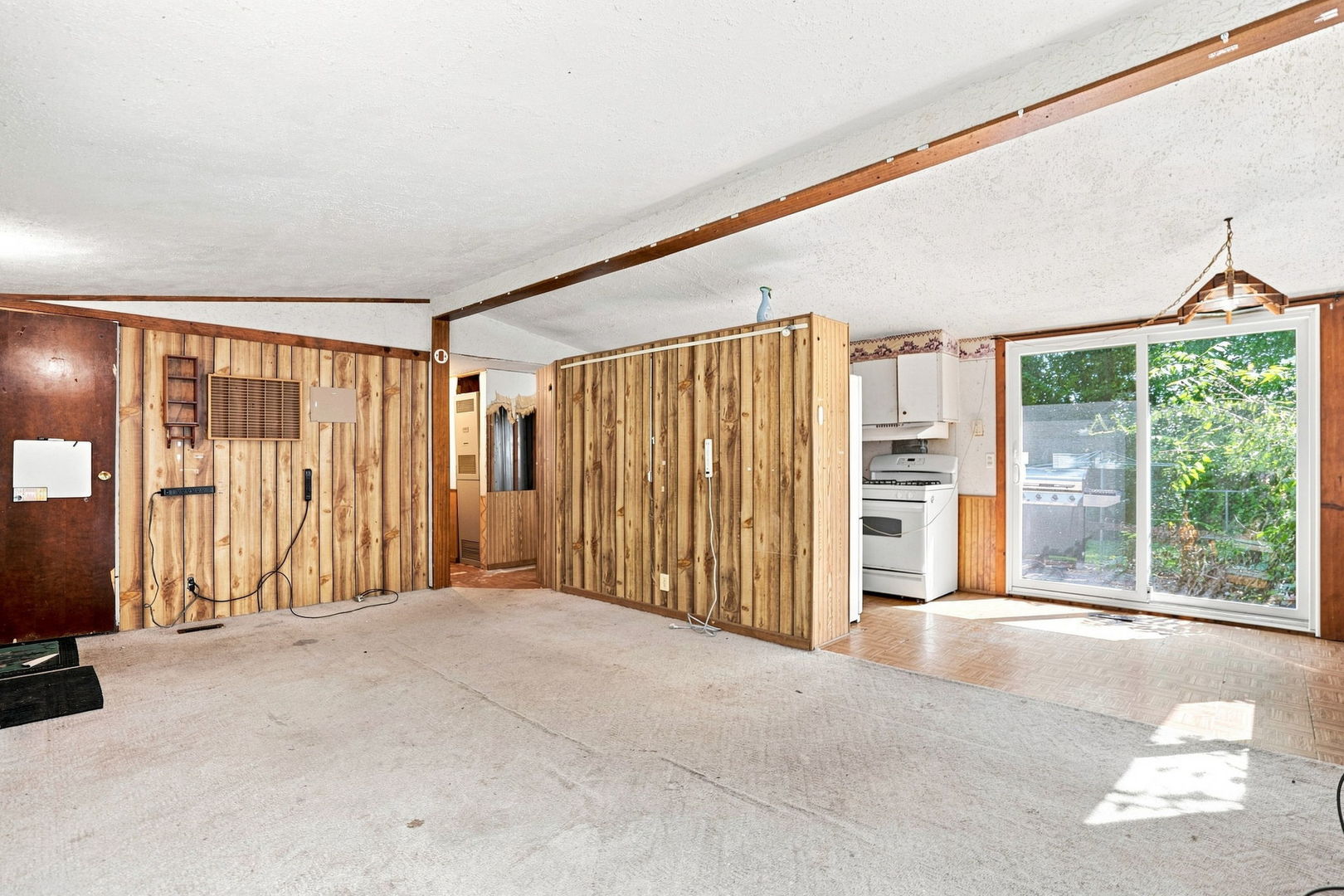 7425 25th Street Property Photo 8