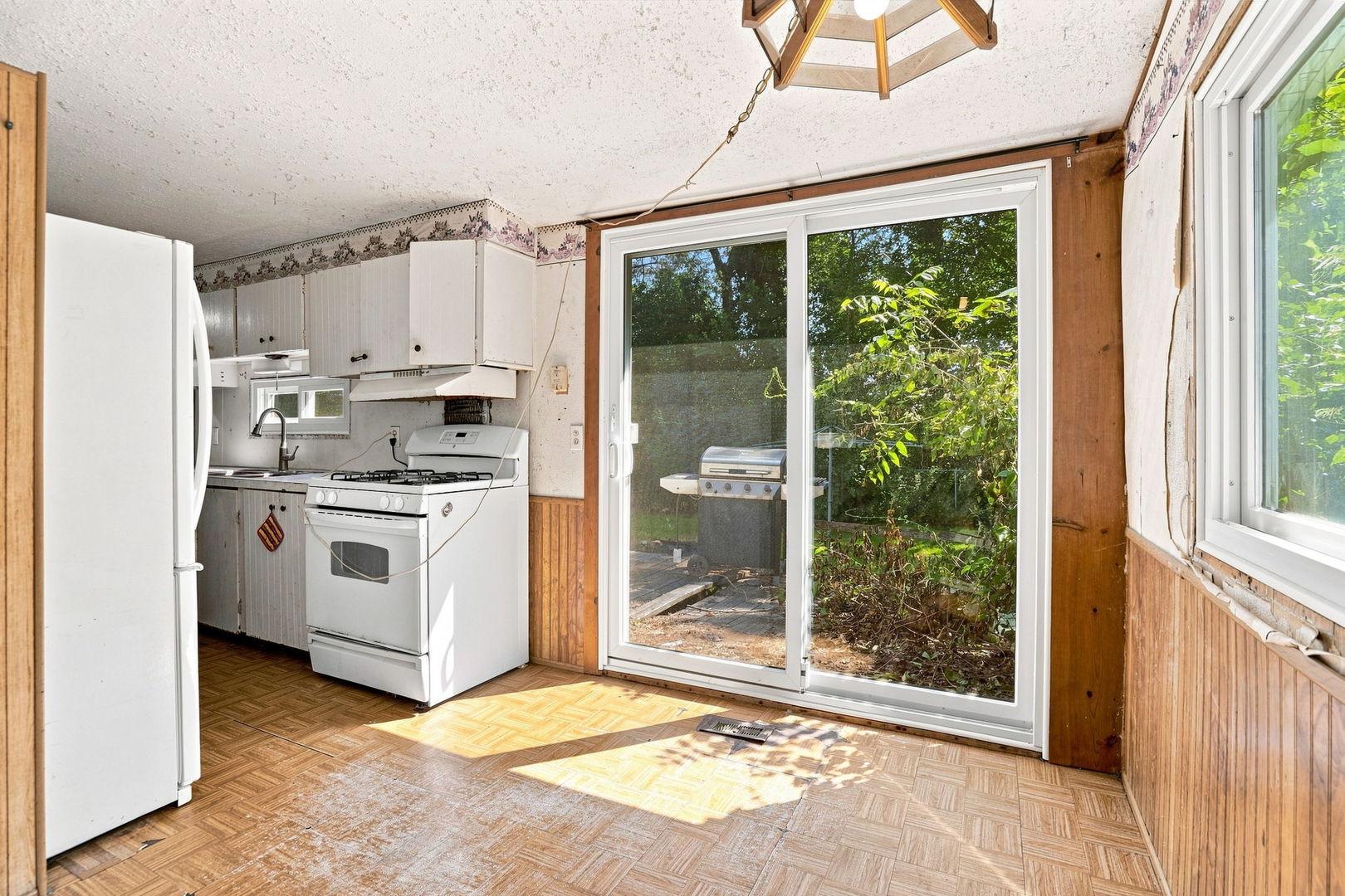 7425 25th Street Property Photo 11