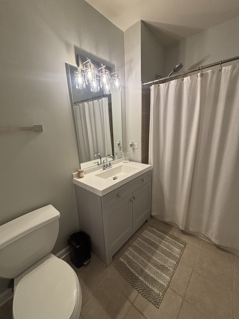 125 S Jefferson Street 2206 Property Photo 7