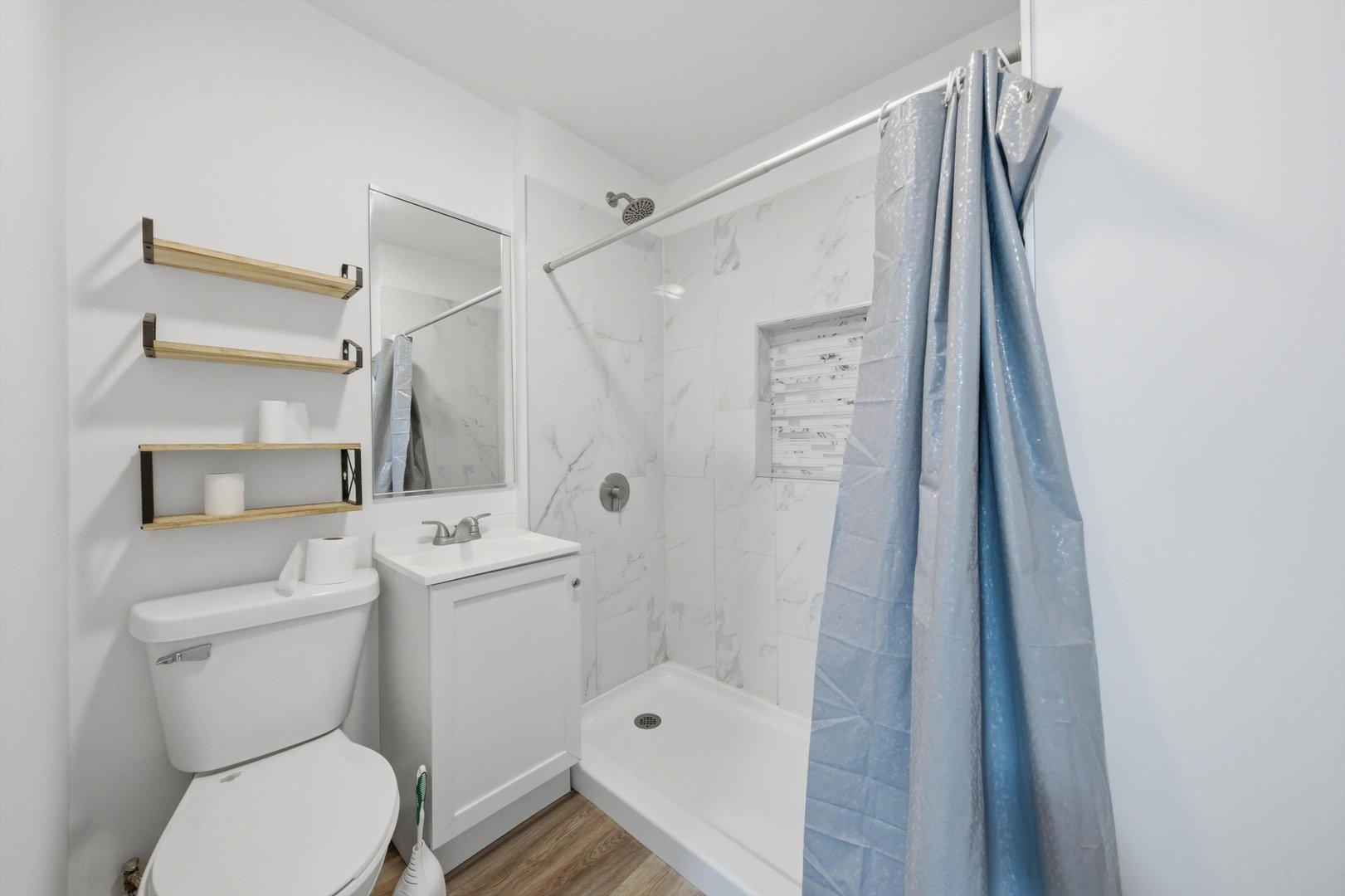 531 Algonquin Street Property Photo 6