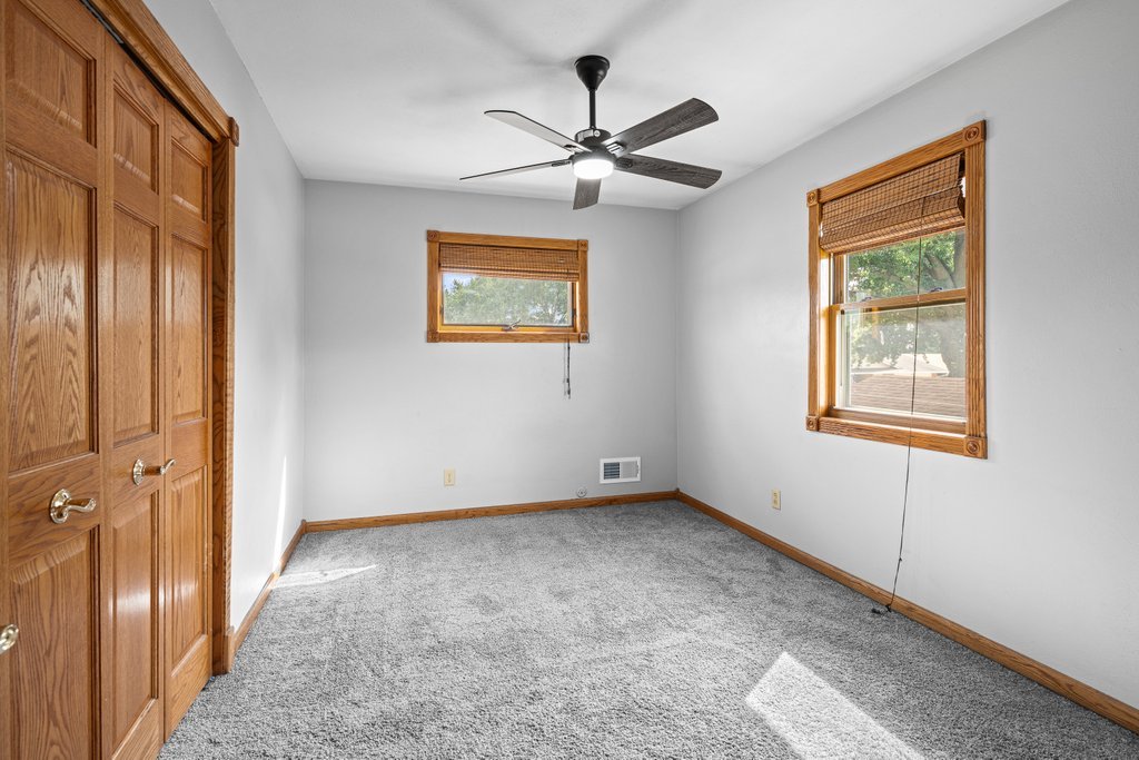 1131 48th Street 16 Property Photo 22