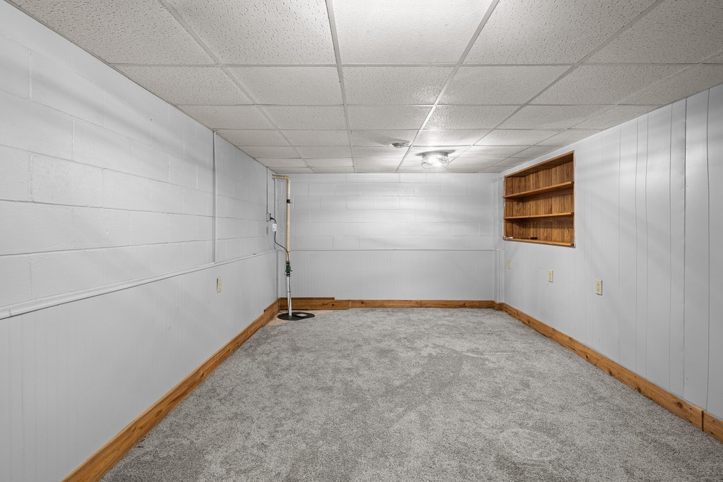 1131 48th Street 16 Property Photo 27