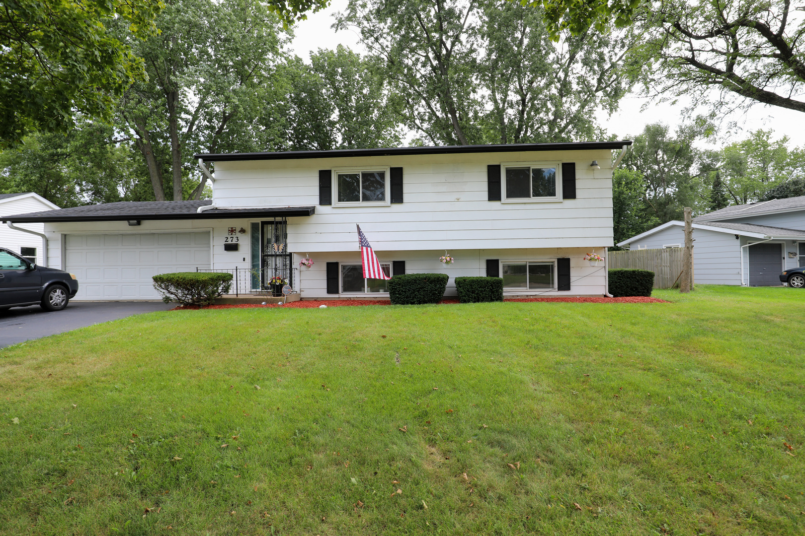 273 Berkshire Drive Property Photo 1