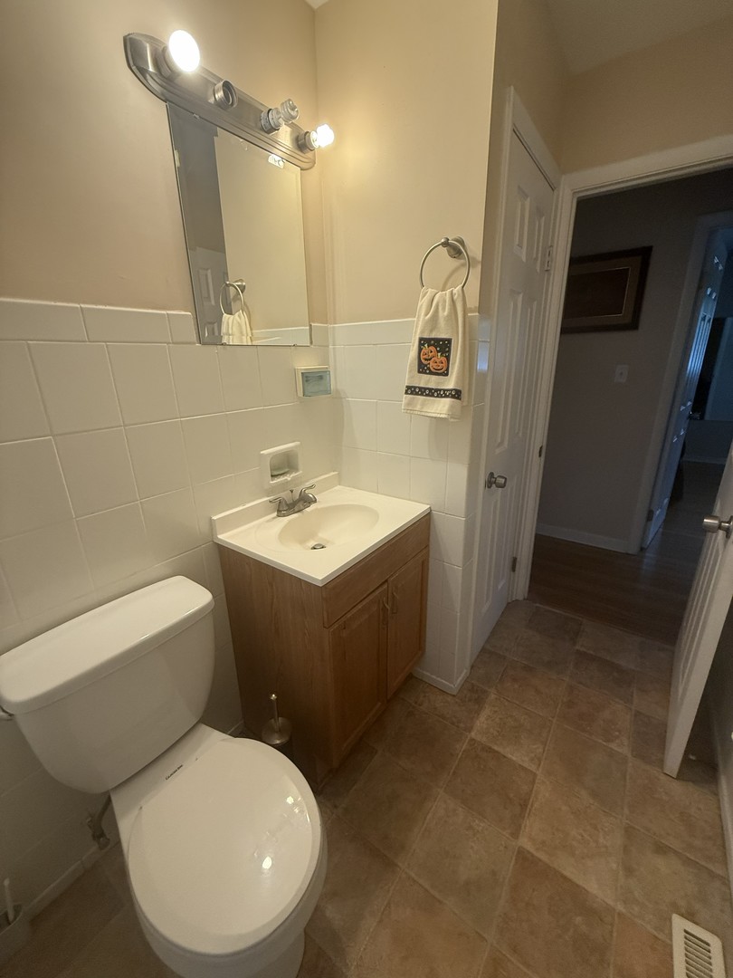 273 Berkshire Drive Property Photo 29