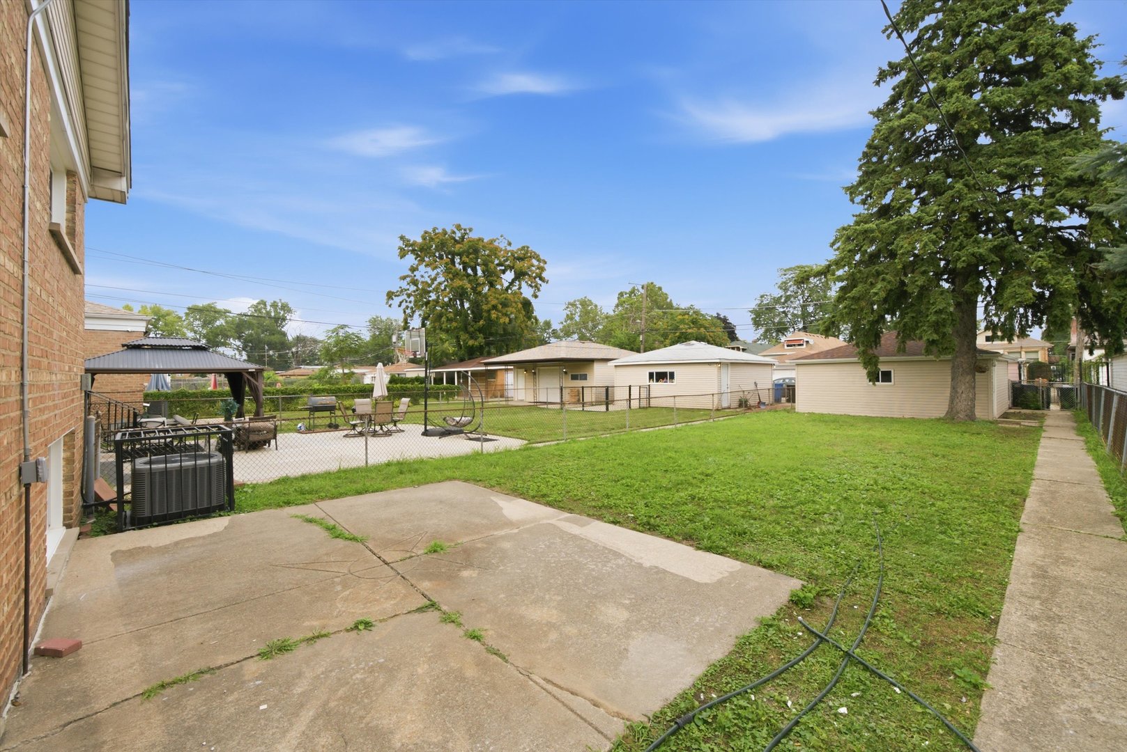 8437 S King Drive Property Photo 31