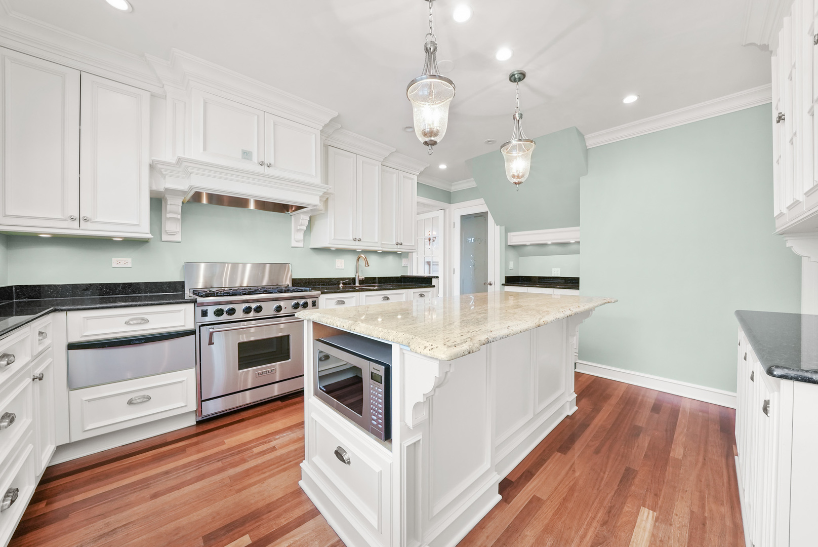 12742476 Property Photo 3