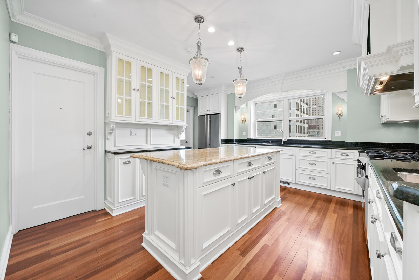 12742476 Property Photo 5