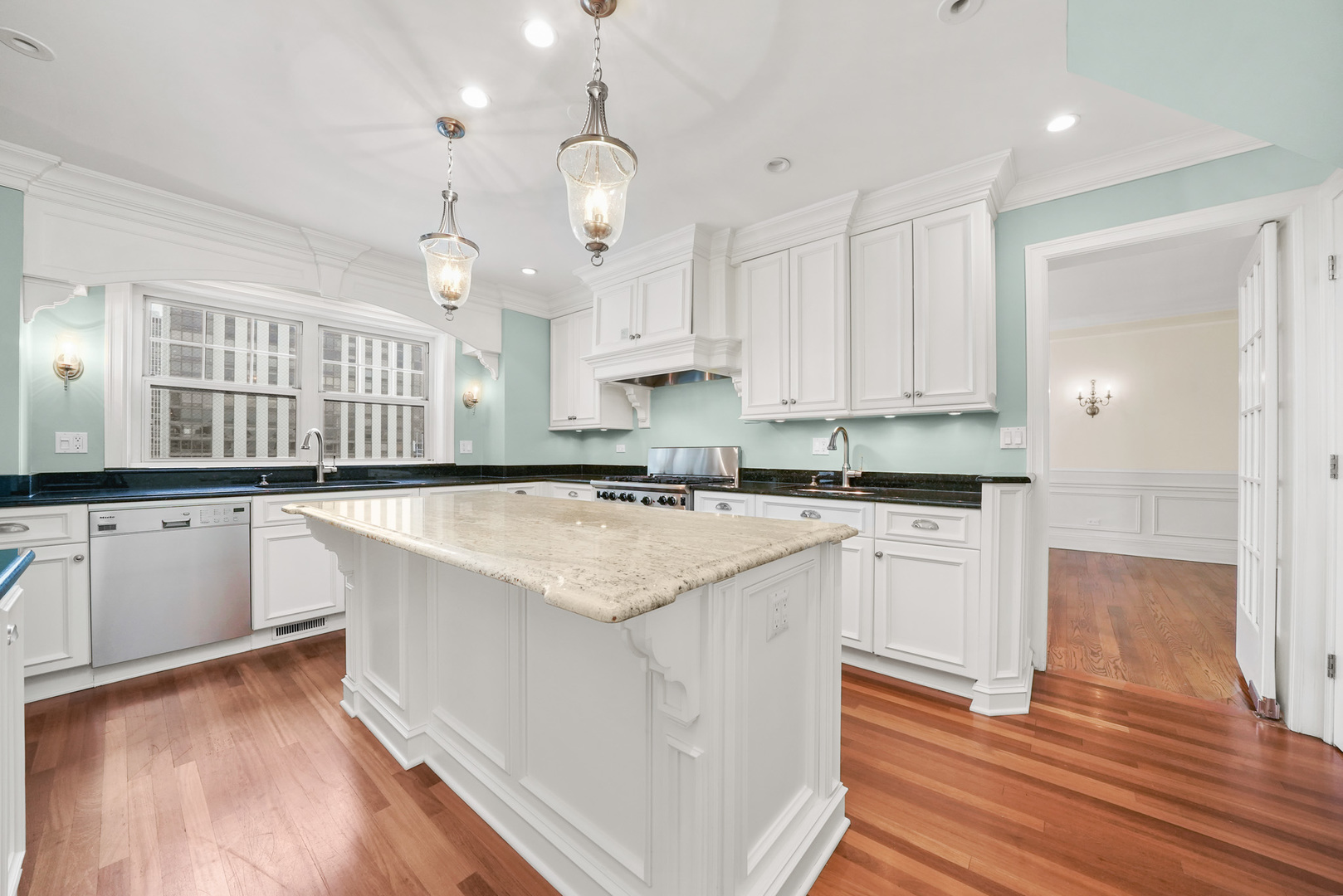 12742476 Property Photo 7