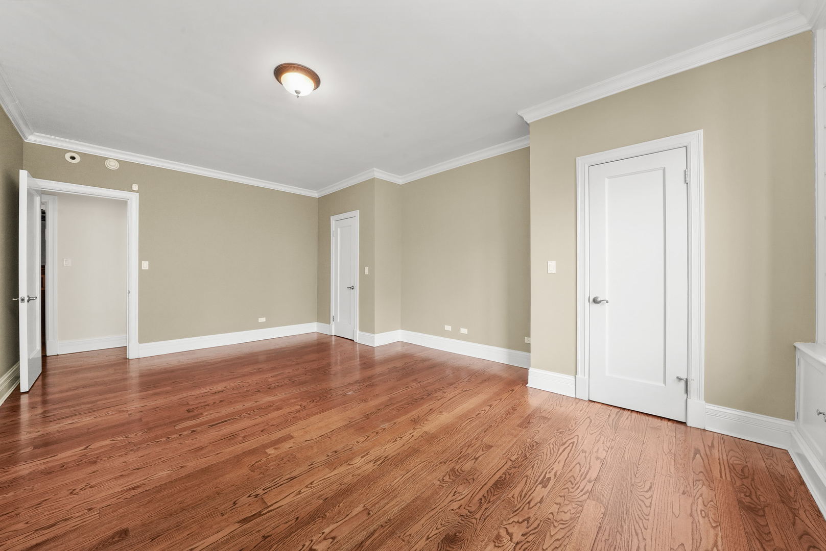 12742476 Property Photo 24
