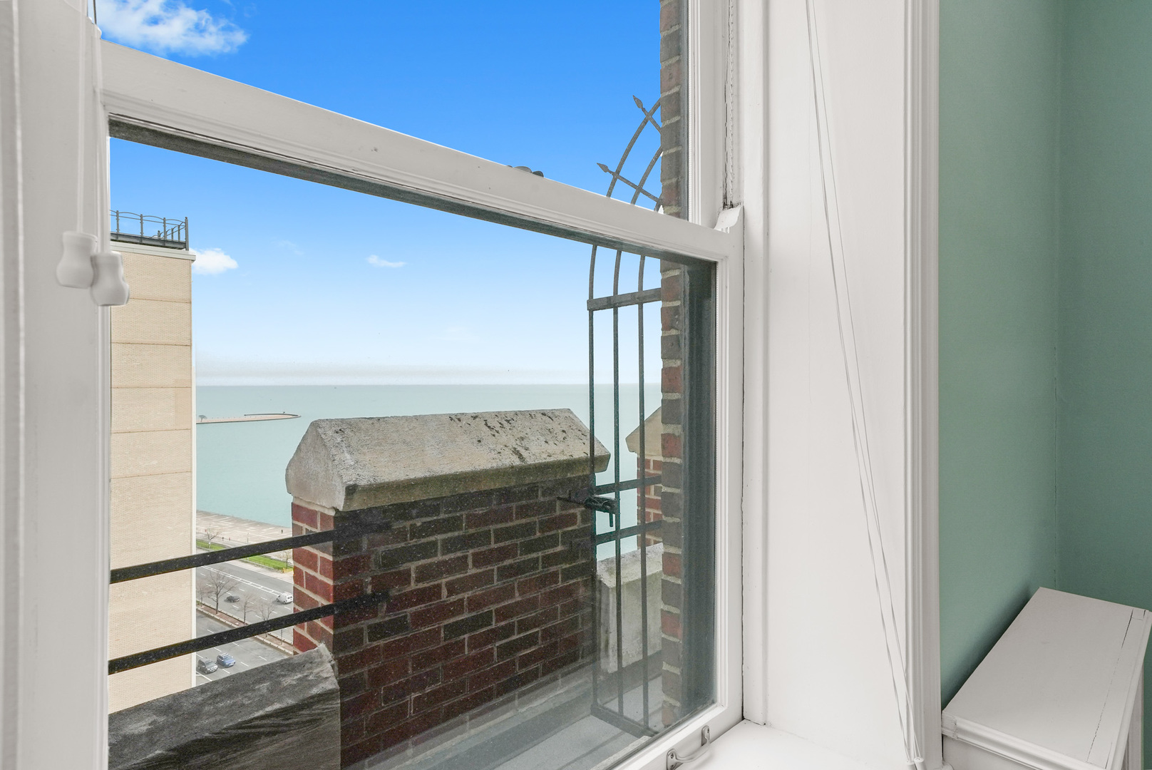 12742476 Property Photo 28
