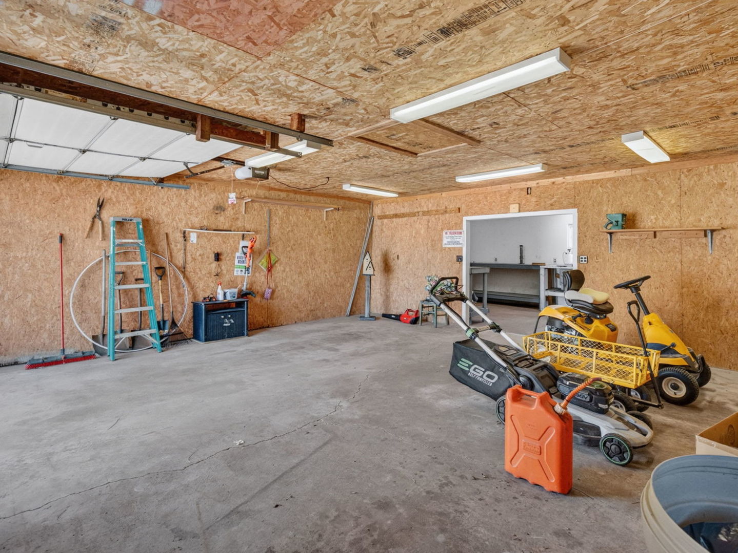 1205 E 2nd Street Property Photo 49