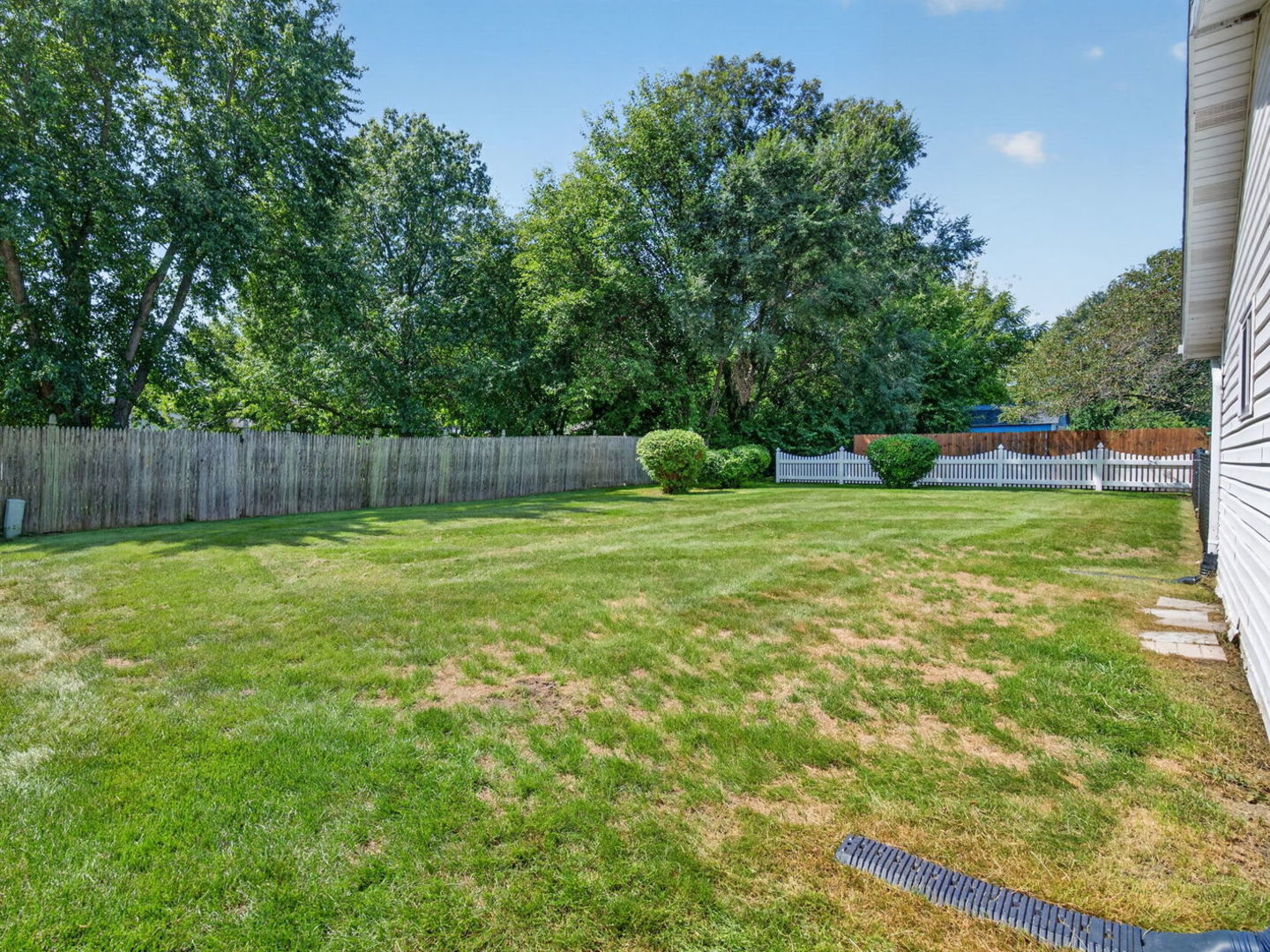 1205 E 2nd Street Property Photo 52