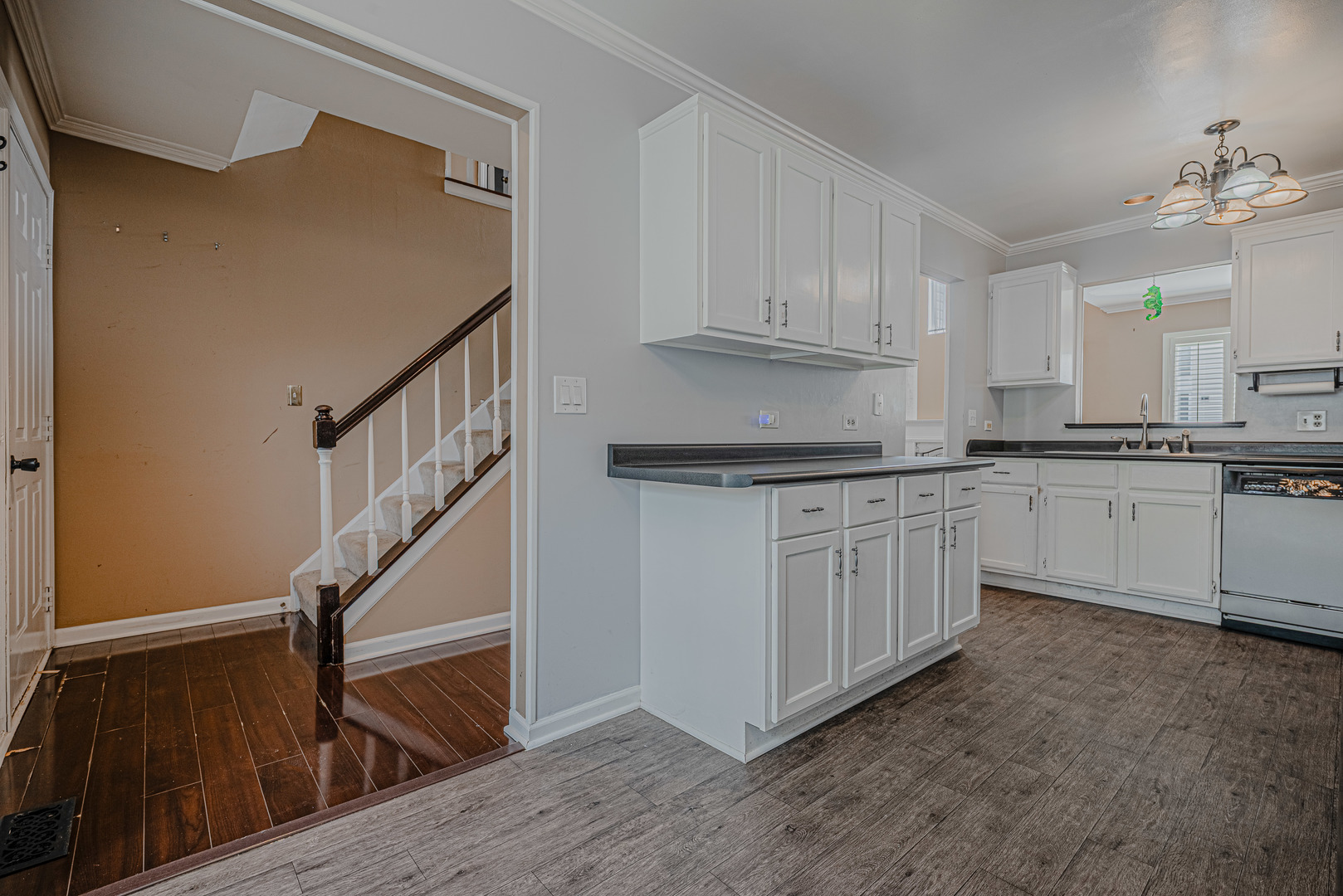 1845 Salem Court Property Photo 10