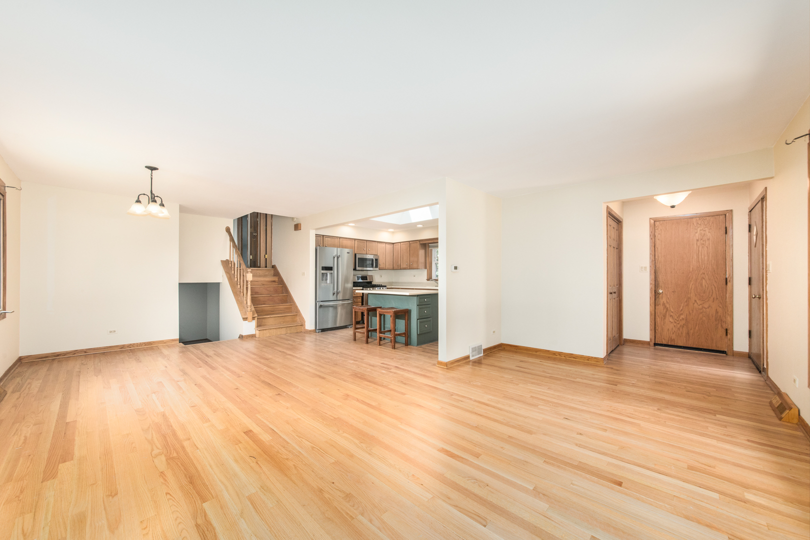 250 Shannon Court Property Photo 4