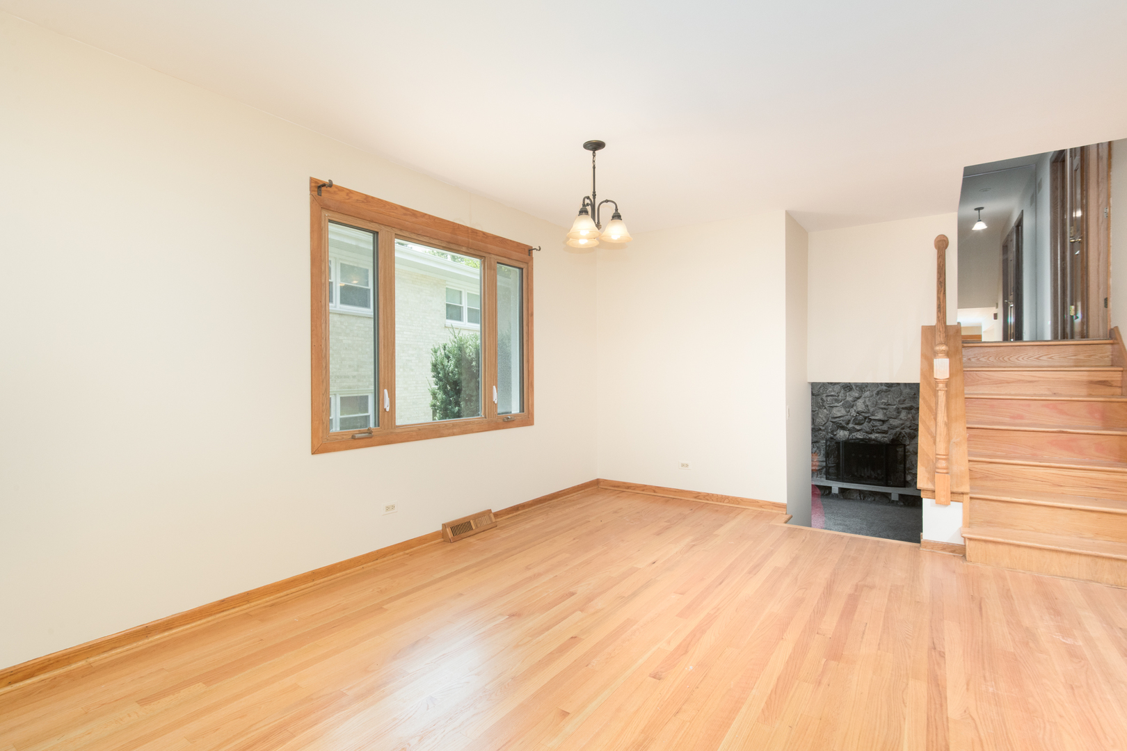 250 Shannon Court Property Photo 5