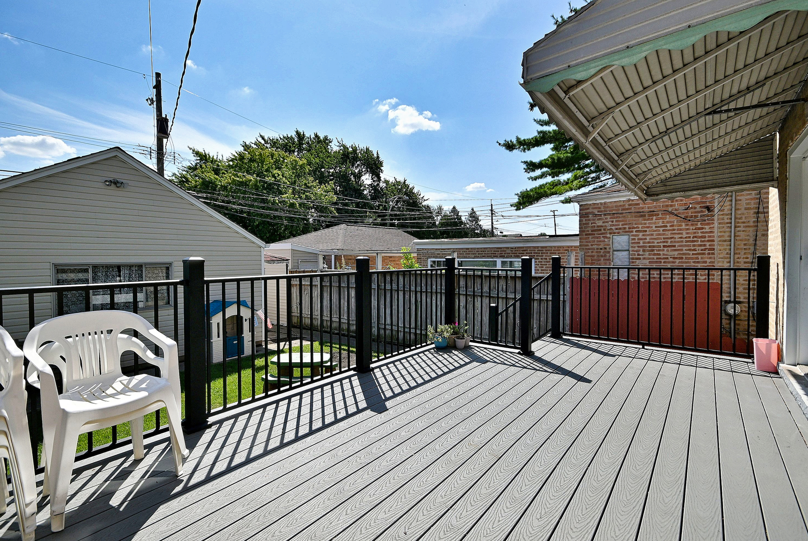 5405 N Mulligan Avenue Property Photo 24