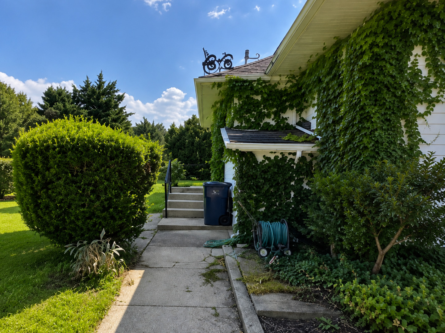 316 E Madison Street Property Photo 2