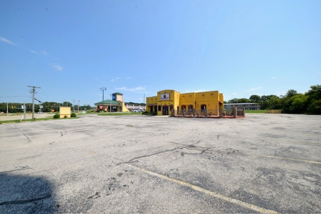 300 S 44th Street Property Photo 7
