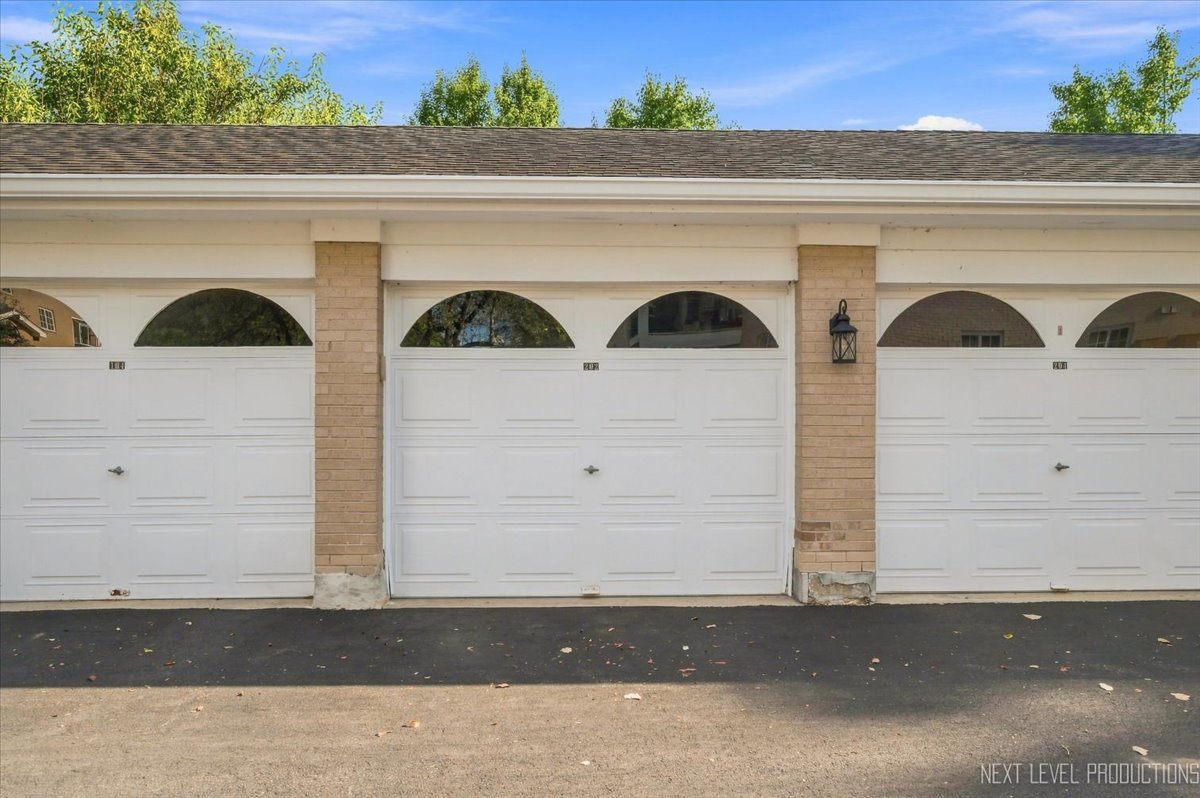 457 Valley Drive 202 Property Photo 17