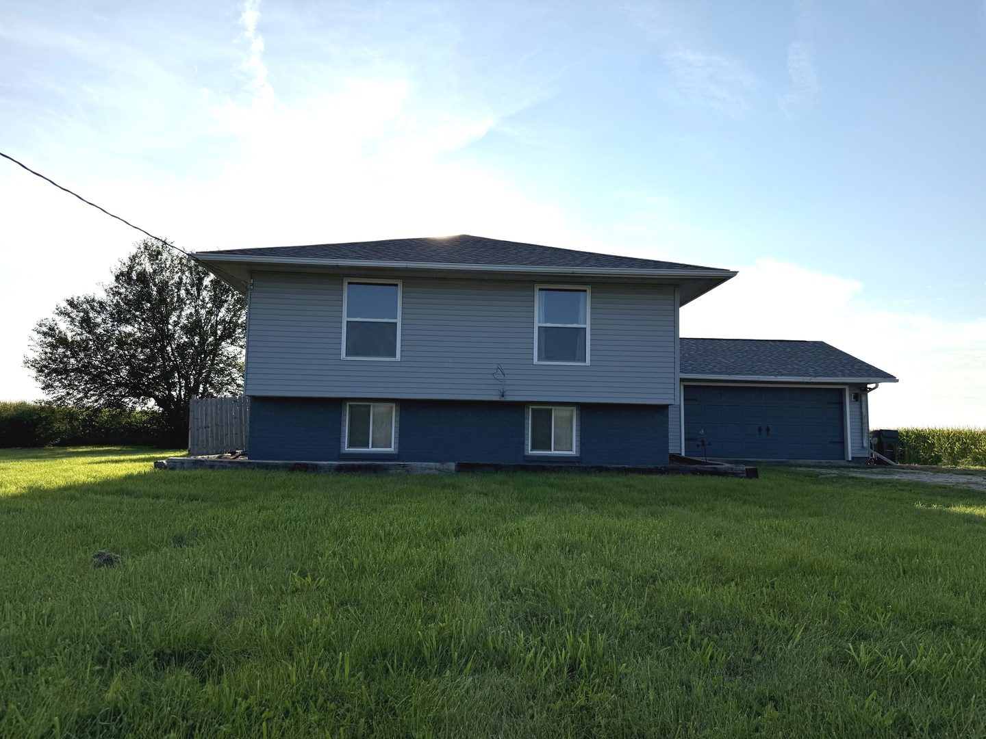 909 Harmon Road