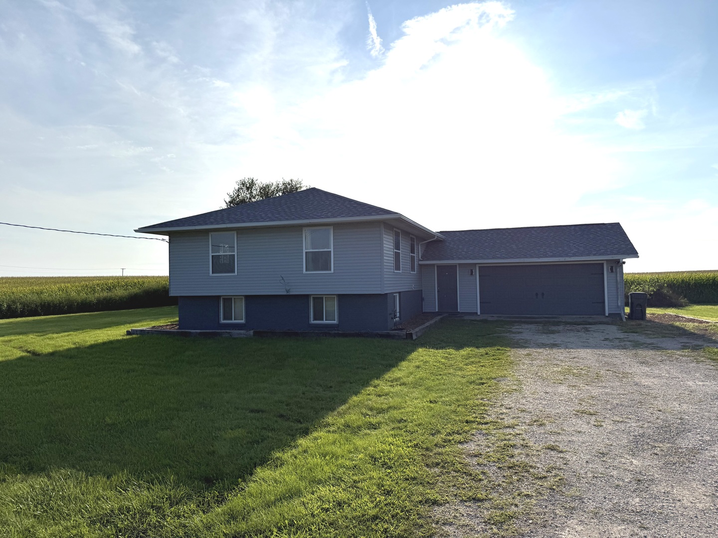 909 Harmon Road Property Photo 3