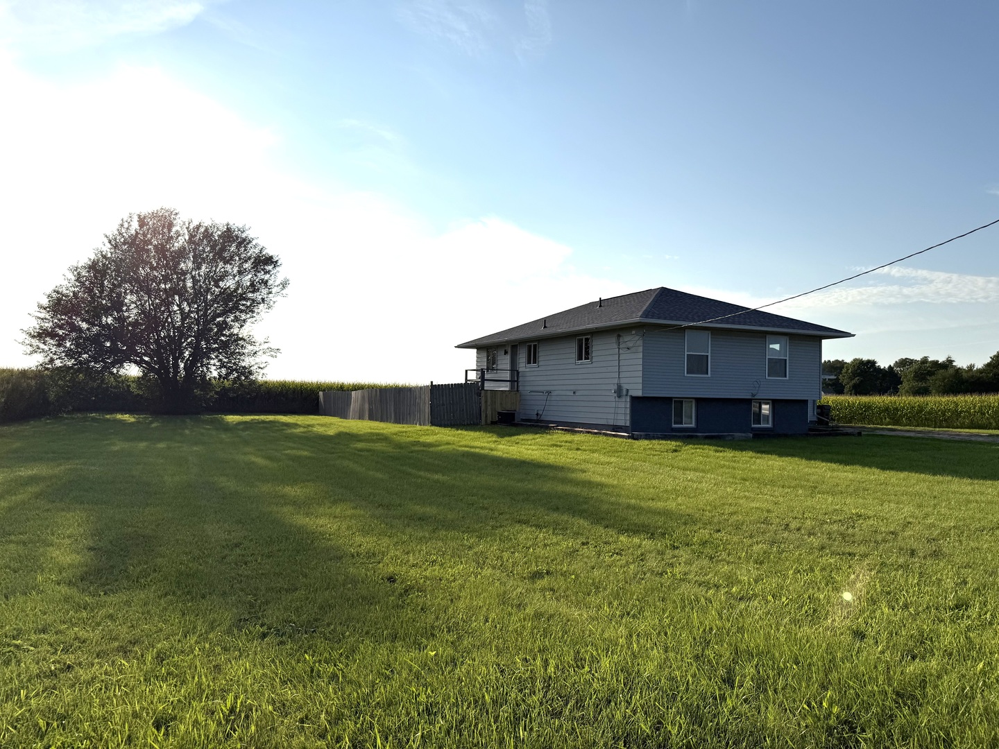 909 Harmon Road Property Photo 5