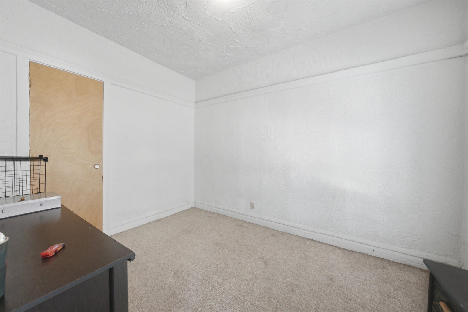 955 E 61st Street 1 Property Photo 7