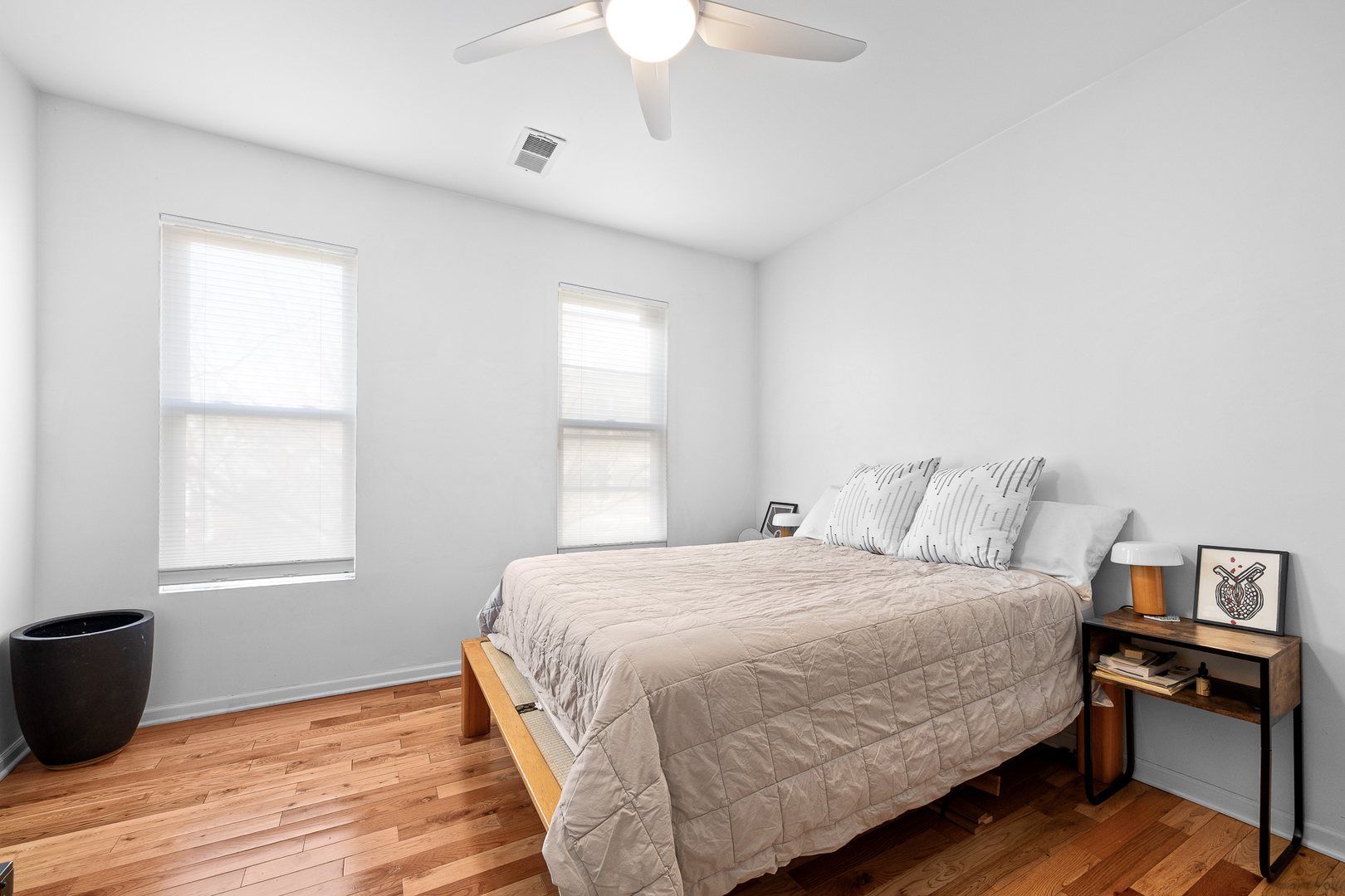 1527 W 18th Place Property Photo 10