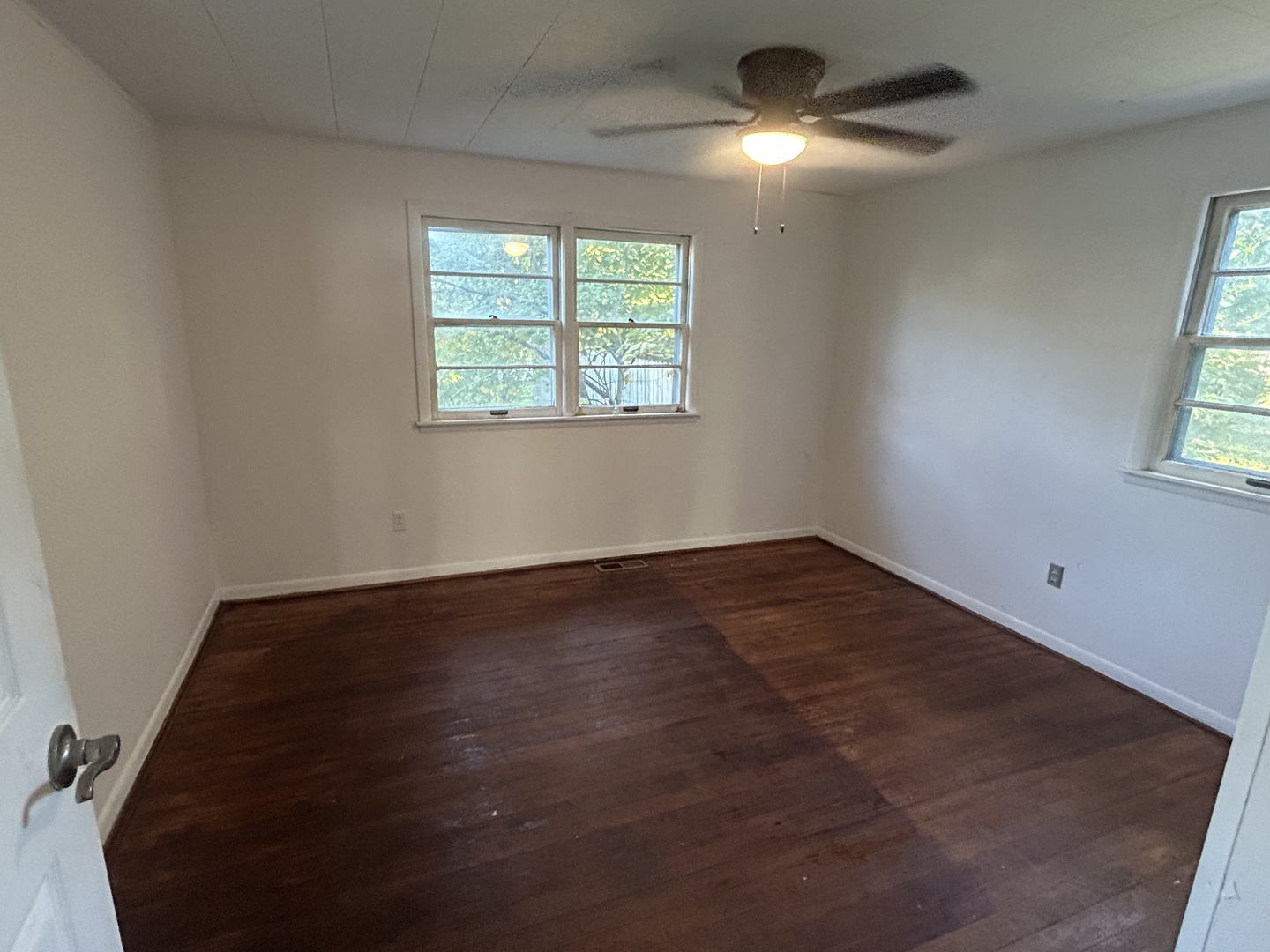 201 W Byron Street Property Photo 11