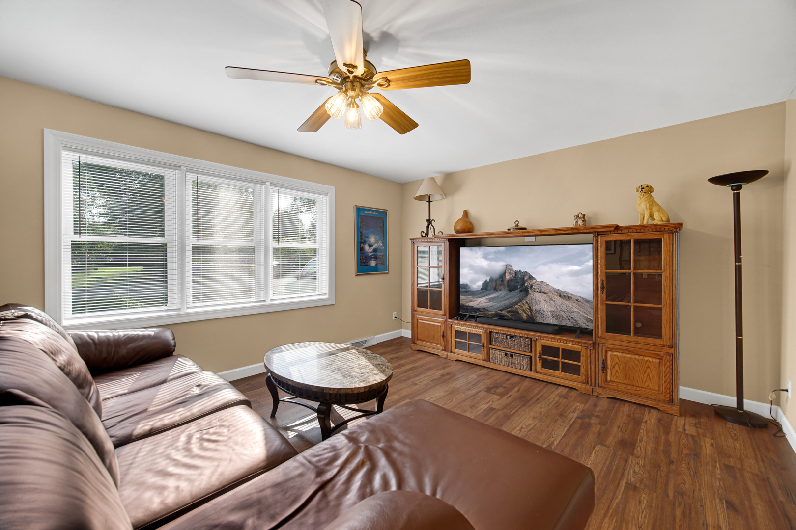 112 Cass Street Property Photo 3
