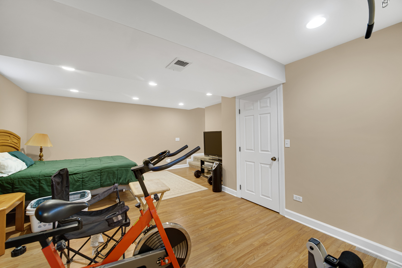 112 Cass Street Property Photo 18