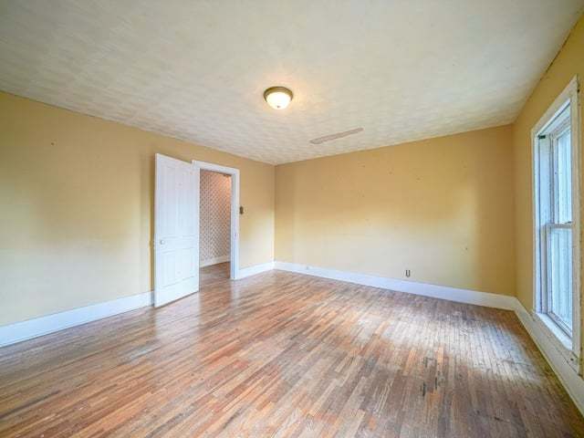 904 N Third Street Property Photo 3